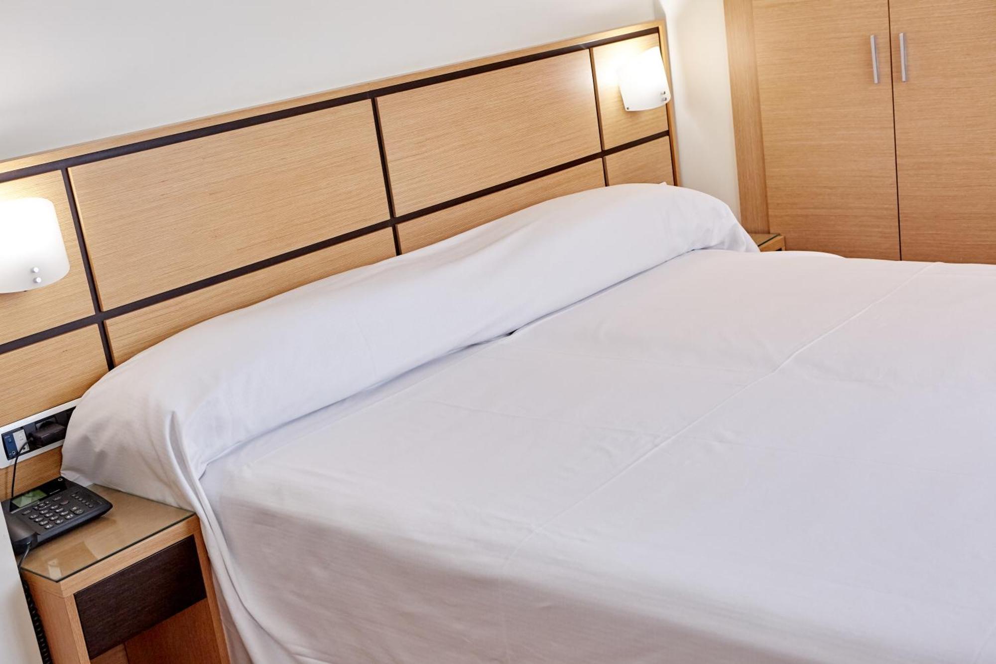 Dona Lola Otel Castellón de la Plana Dış mekan fotoğraf